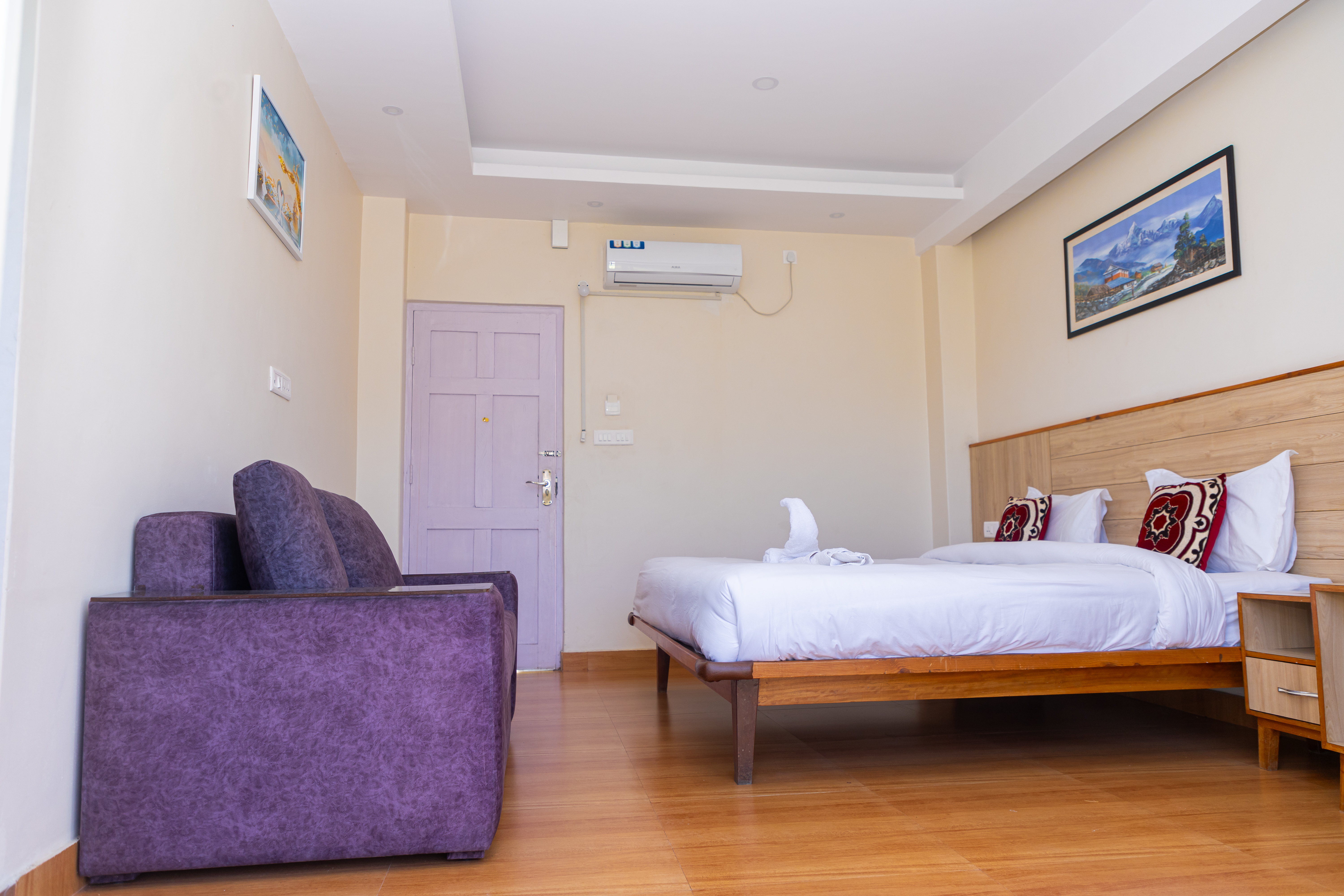 room detail