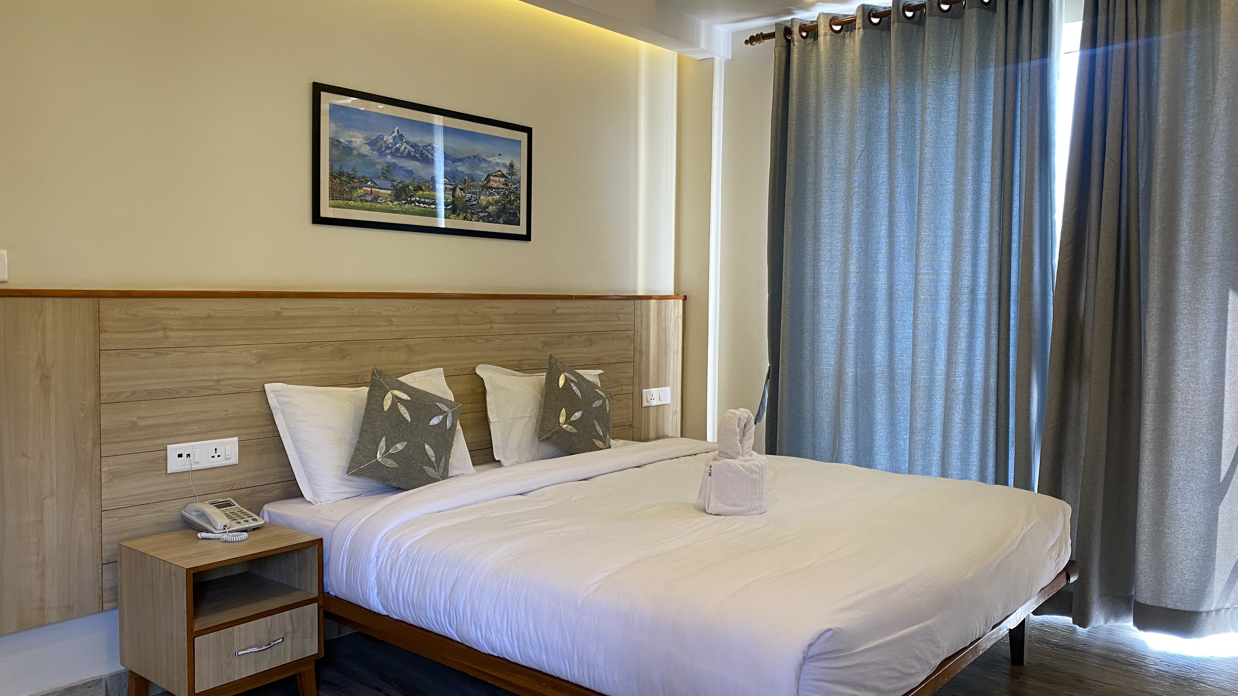 Dulxe Room